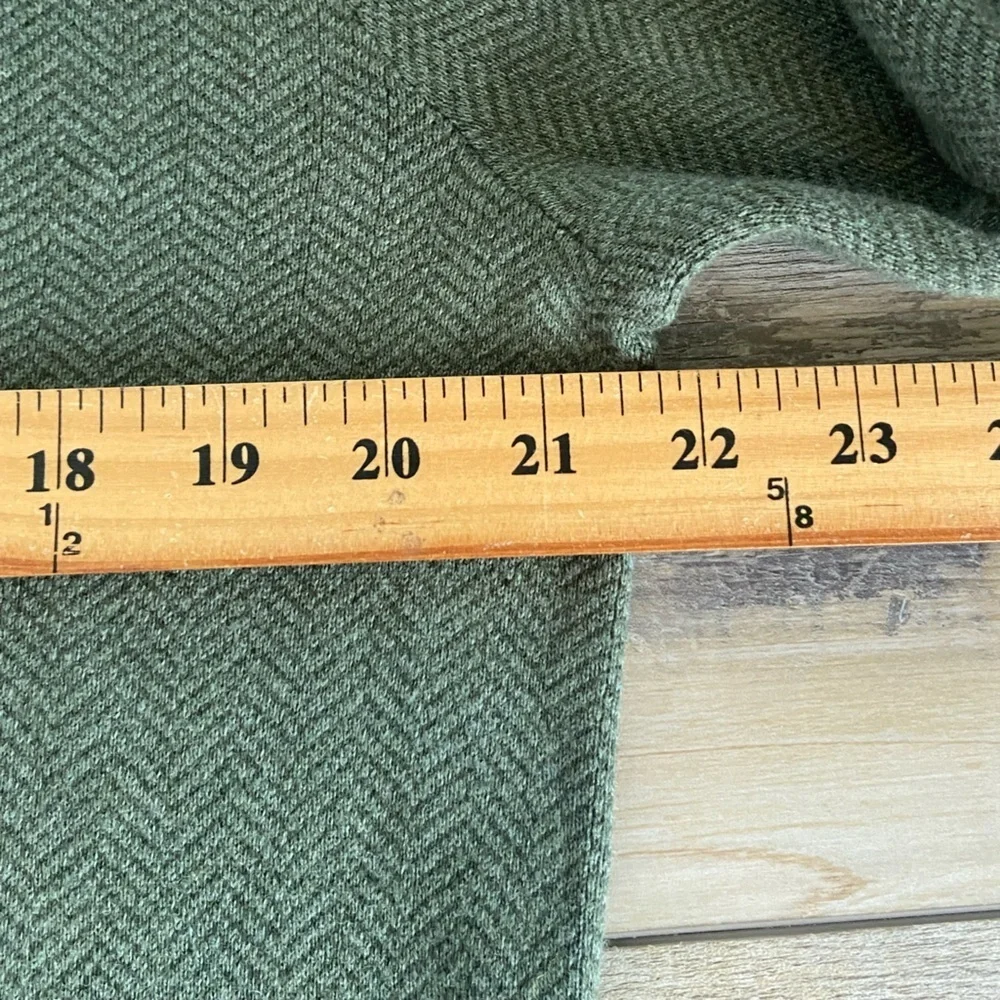 J. Crew Men's Henley Zip Mock Neck‎ Sweater Size M Green Cotton Long sleeve